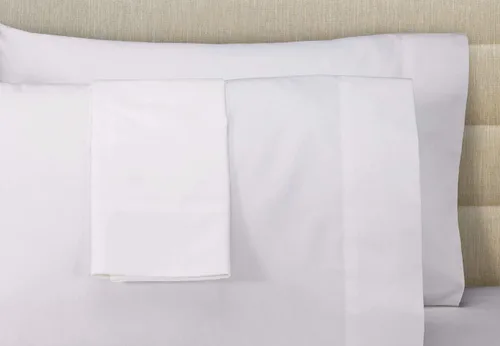 Miniatura 3 de Courtyard by Marriott Hotel Signature - Juego de sábanas de algodón transpirable de 300 hilos, color blanco, incluye plano, ajustado y 2 fundas