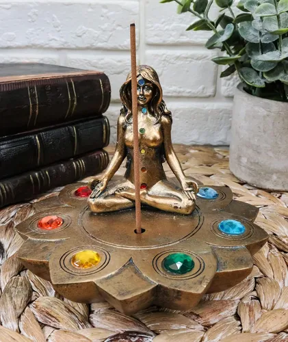 Miniatura 7 de Ebros Gift Luna sagrada Femenina Triple Diosa Yoga Meditación con Zona de Chakra Cuentas de Color Flor de loto Incienso Soporte para quemador Figura