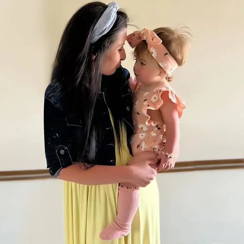 Miniatura 5 de Aaronano Calcetines hasta la rodilla para bebé niña, calcetines antideslizantes para niños pequeños, tubo con volantes, uniforme para recién