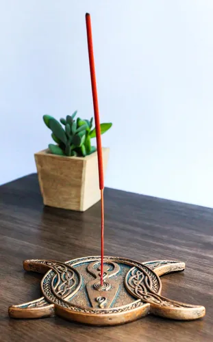 Miniatura 3 de Ebros Gift Diosa espiral sagrada, luna triple con nudos celtas, incienso, soporte para quemador, estatuilla de media luna, luna menguante completa
