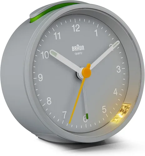 Braun Classic - Reloj despertador analógico con repetición y luz, movimiento silencioso de cuarzo, alarma de pitido creciente en gris, modelo BC12G.