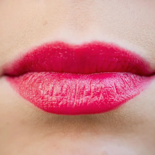 Miniatura 5 de Botanical Lipstick, Labial natural, orgánico, hidratante, no tóxico, larga duración, color vibrante, Rojo Berry