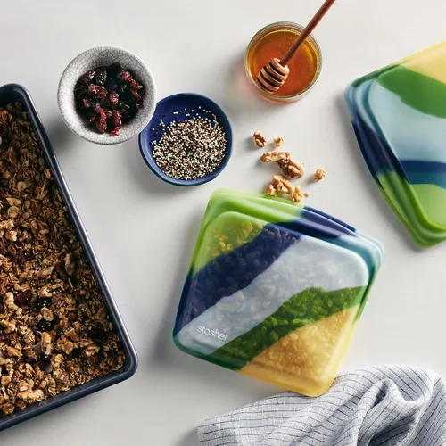 Miniatura 2 de Bolsa de almacenamiento reutilizable de silicona premium Stasher para sándwiches, azul actual, apta para microondas, sous vide, lavavajillas, horno