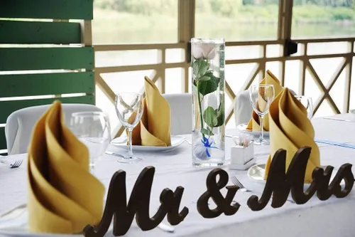 Miniatura 8 de VIOPVERY Letrero de Mr and Mrs y Just Married, letreros de Mr & Mrs para mesa de boda, letras grandes de madera para mesa de amor, accesorios