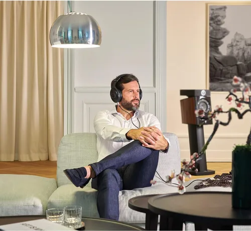 Miniatura 2 de Focal Utopia - Auriculares de alta fidelidad sobre la oreja con parte trasera abierta (2022)