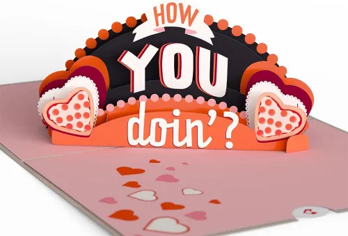 Lovepop Friends 'How You Doin?' - Tarjeta de San Valentín desplegable de 5 x 7 pulgadas, tarjeta de felicitación 3D emergente para novia, cónyuge,