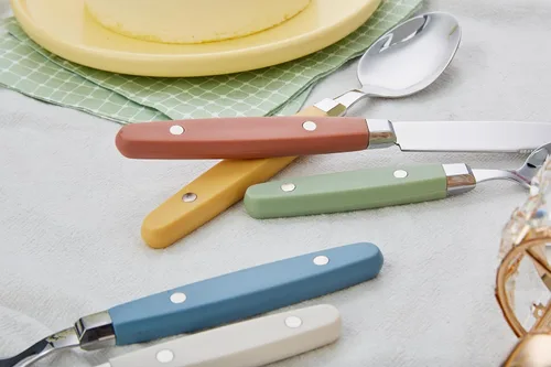 Miniatura 7 de Set de cubiertos Annova, juego retro/remachado de vajilla de acero inoxidable colorida para mesa y cocina, incluye cuchillos de cena, tenedores
