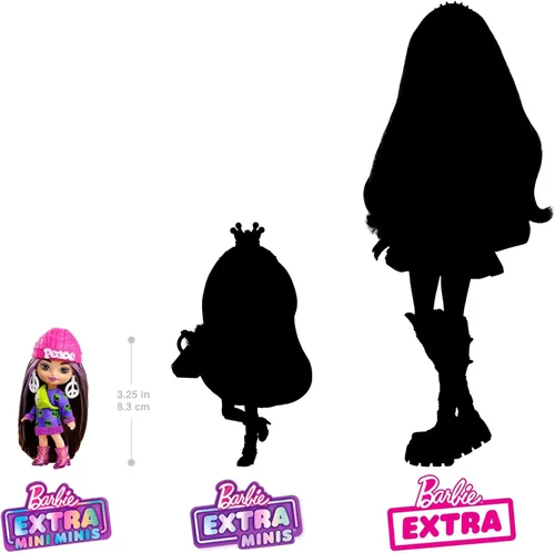 Miniatura 5 de Barbie Muñeca extra Mini Minis con pelo moreno, vestido de suéter de alienígena y accesorios temáticos de signo de paz y soporte, 3.25 pulgadas