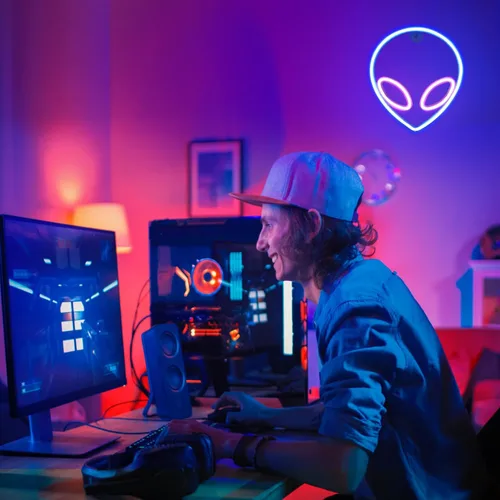 Miniatura 6 de Letreros de neón para decoración de pared, 3 luces LED de neón para dormitorio, USB o pilas, con luz espacial con temática de planeta alienígena