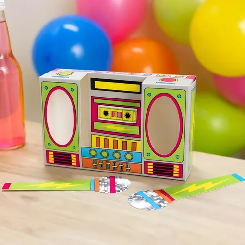 Miniatura 4 de Fun Express Amplificadores de teléfono retro Boom Box de 8" x 5" con accesorios de micrófono, 12 piezas
