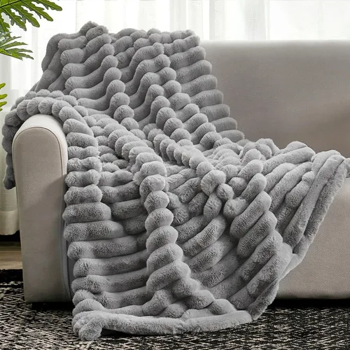 Miniatura 15 de Cozy Bliss Manta de Tiro de Piel Sintética para Sofá, Manta de Felpa Acogedora y Cálida a Rayas para Sofá Dormitorio Sala de Estar, 50 x 60 Pulgadas