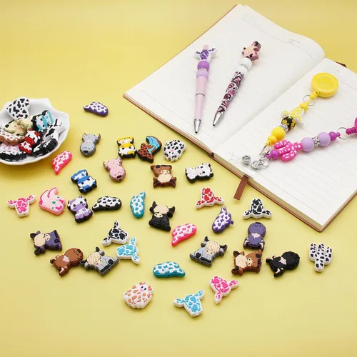 Miniatura 3 de APCGSM 50 cuentas focales de silicona para bolígrafos a granel, cuentas de silicona de vaca para fabricación de llaveros, temática de animales