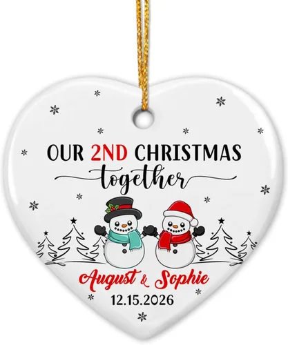 Miniatura 12 de Adorno de cerámica personalizado para la primera Navidad, nombres personalizados para parejas, regalo de primer adorno de Navidad para recién