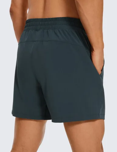 Miniatura 3 de CRZ YOGA Pantalones cortos de entrenamiento sin forro para hombre de 5 pulgadas, ligeros, de secado rápido, para correr, deportes, atletismo
