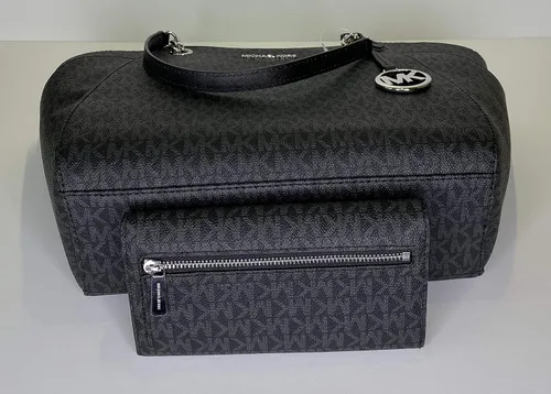 Miniatura 5 de Michael Kors Jet Set - bolsa de hombro para viaje con cadena grande, cartera triple Michael Kors Jet Set.