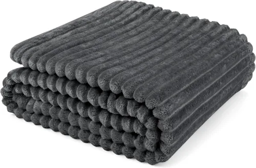 Miniatura 18 de PAVILIA Manta de forro polar súper suave, manta de franela de felpa mullida, cálida y acogedora manta de microfibra acanalada para sofá o cama, Negro