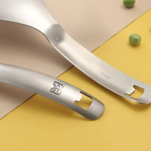 Miniatura 9 de Separador de huevos 5 en 1 para huevos crudos con triturador de papas, cuchara de cocina multifuncional, separador de yema de huevo, placa