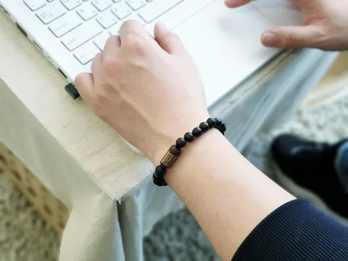 Miniatura 5 de Pulsera budista 1 pieza del zodiaco chino budismo hecho de árbol de azufaifo y tres dijes (energizar, logro, salud) incluidas palabras de Buda