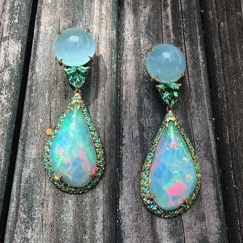 Miniatura 4 de Pendientes de tuerca de lujo de ópalo artificial de moda verde esmeralda