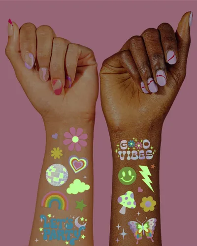Miniatura 3 de xo, Fetti Groovy Disco que brilla en la oscuridad + tatuajes temporales de aluminio – 82 piezas Suministros de fiesta de cumpleaños Flower Power
