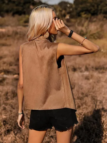 Miniatura 2 de OYOANGLE Chaqueta tipo cárdigan de gamuza hippie sin mangas con cuello abierto para mujer