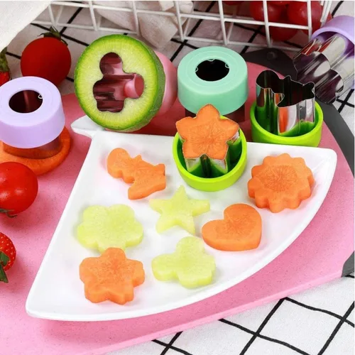 Miniatura 3 de Juego de cortadores y selladores de galletas mejorados Abruga para sándwich, cortador de verduras y sellos de frutas, molde con estrella