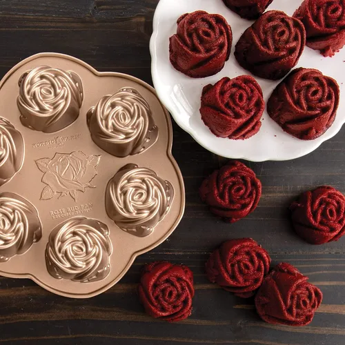 Miniatura 2 de Nordic Ware molde para pastel con forma de rosebud, capacidad de 2.25 tazas, color tofe