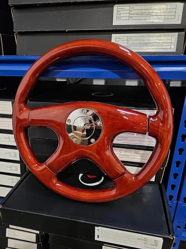 Miniatura 10 de Raptor Volante de madera de caoba de 15" (dorado)