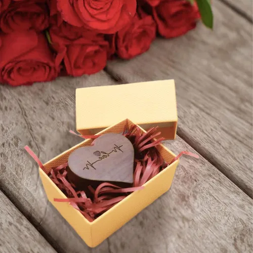 Miniatura 7 de LAIFU Caja de anillo de madera personalizada para ceremonia de boda con texto y patrón personalizado Propuestacajas de anillo de compromiso