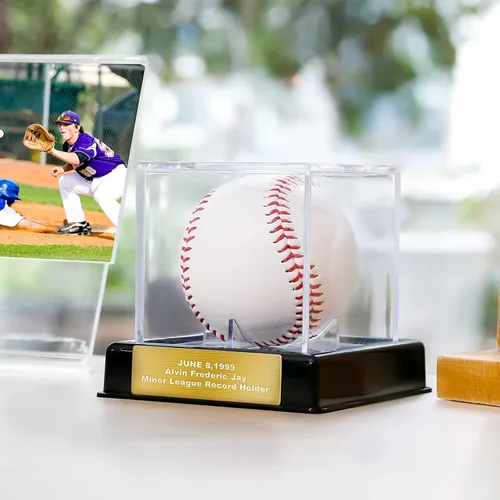 Miniatura 3 de Vitrina de béisbol con grabado, caja de almacenamiento de acrílico con protección UV, soporte negro, regalo perfecto para el día de San Valentín