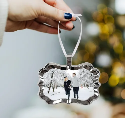 Miniatura 4 de Smile Art Design Adorno de Navidad personalizado con foto 2023, adornos de Navidad de metal enmarcados, adorno personalizado de imagen familiar