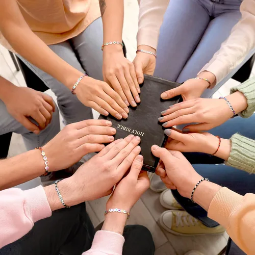Miniatura 2 de Huquary 72 pulseras WWJD de Jesús You cristianas a granel, pulseras de la amistad con cuentas para mujer, colorido, religioso, inspirador