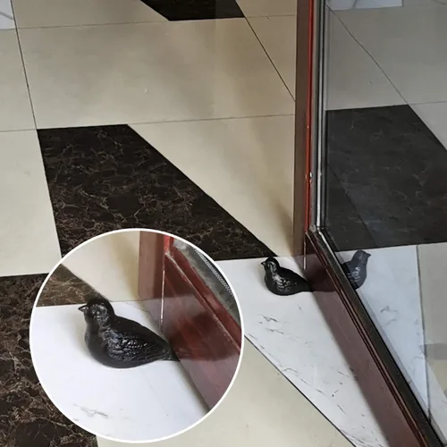 Miniatura 6 de Tope de puerta decorativo para piso, lindo pájaro de hierro fundido resistente, tope de puerta de granja, paquete de 2 topes de puerta de cuña
