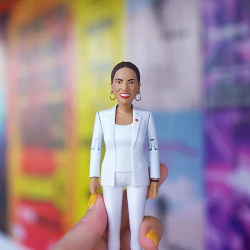 Miniatura 3 de FCTRY Alexandria Ocasio-Cortez Figura de acción política de la vida real: figura coleccionable AOC representante femenina de Estados Unidos perfecta