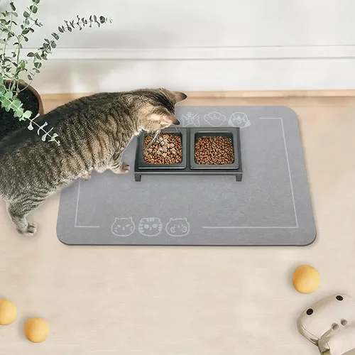 Miniatura 17 de YCT Alfombrilla de comida y agua para gatos para mascotas - Alfombrilla antideslizante súper absorbente para cuenco de perro con múltiples logotipos