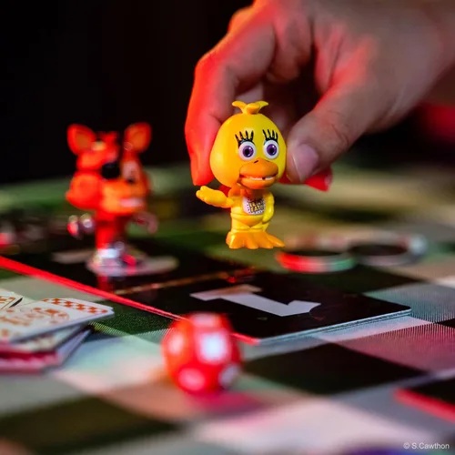 Miniatura 5 de Funko Five Nights at Freddy's FightLine Premier Pack Juego coleccionable para 2 jugadores a partir de 6 años