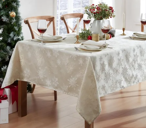 Newbridge Elegante mantel de tela de Navidad con copos de nieve metálicos, cuadrado de 52 x 52 pulgadas, color oro marfil, no necesita planchado,