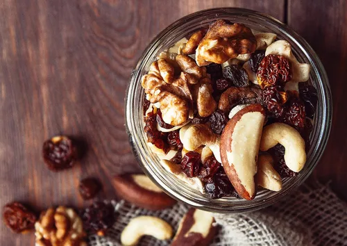 Miniatura 5 de Food to Live Organic Energy Trail Mix, 8 onzas, frutos secos y bayas crudos y sin OMG, incluyendo anacardos, bayas doradas, pasas, nueces y nueces