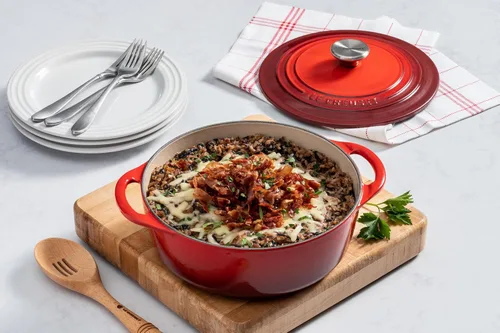 Miniatura 5 de Le Creuset Horno holandés redondo poco profundo de hierro fundido, 2.75 cuartos de galón, Blanco
