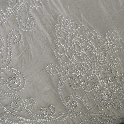 Miniatura 5 de Home Soft Things Juego de colcha de damasco de 4 piezas, edredón reversible con borde festoneado, juego de ropa de cama prelavado, patrón floral