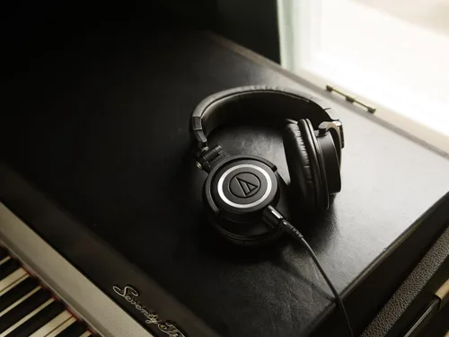 Miniatura 19 de Audio-Technica ATH-M50X - Auriculares profesionales para monitor de estudio, color negro, grado profesional, aclamado por la crítica, con cable