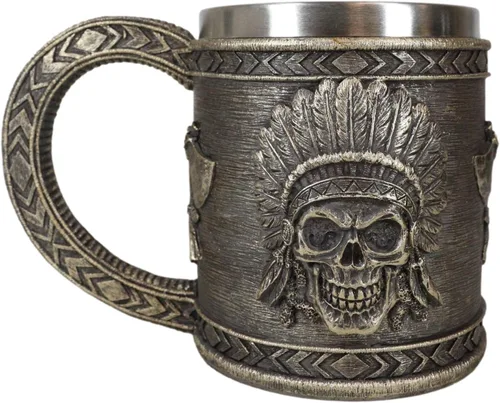 Ebros Gift Nativo americano indio tribal jefe guerrero cráneo con águila cucaracha tocado y doble hacha cruzada taza de café taza de bebida jarra