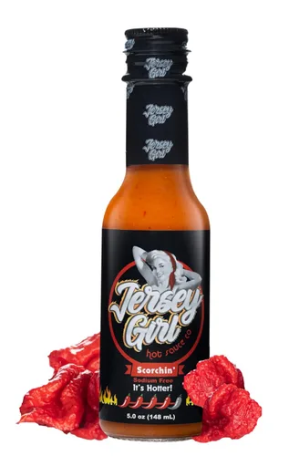 Jersey Girl Hot Sauce Co Scorchin' Hot Sauce - Salsa picante hecha con pimientos Carolina Reaper y Dragon's Breath / 2 de los pimientos más picantes