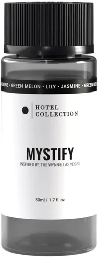 Miniatura 46 de Aceite Difusor Colección Hotel - Sueña - Aceite Esencial de Fragancia de Aromaterapia - Té Blanco Brillante, Vainilla Dulce y Cedro Terroso - 50ML