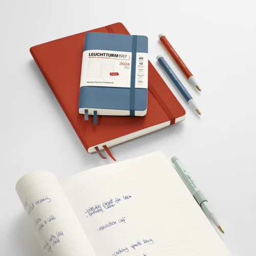 Miniatura 3 de LEUCHTTURM1917 - Agenda semanal y cuaderno 2024 con folleto extra, tapa dura, maestro (A4+), negro (1 de enero - 31 de diciembre de 2024)