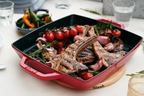 Miniatura 4 de Staub Dust 40511-685-0 Plancha rectangular con dos asas, 11.0 in, hierro fundido, rojo cereza