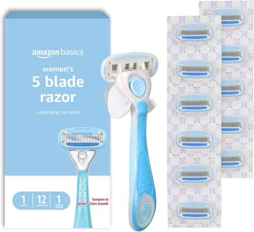 Amazon Basics - Mango de navaja de afeitar de cinco hojas para mujer, incluye 12 cartuchos y colgador de ducha, set de 14 piezas, azul