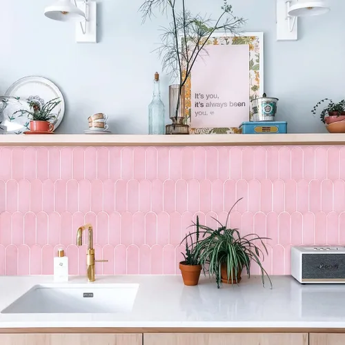 Miniatura 4 de Protector contra salpicaduras de color rosa, azulejos autoadhesivos de plumas para pared, apto para inquilinos, para cocina, baño, lavandería
