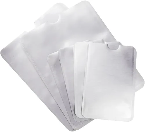 Miniatura 8 de Fundas RFID anti robopara 4 tarjetas de crédito y dos pasaportes. Para bolsillo o billetera.