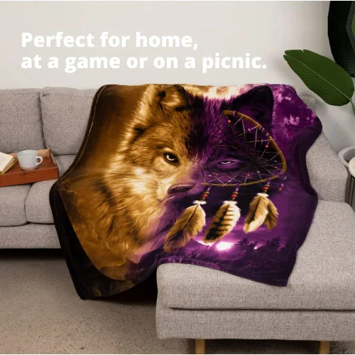 Miniatura 4 de Dawhud Direct Manta de Vellón con Atrapasueños de Lobo - 50x60 Pulgadas de Felpa Suave para Niños y Adultos - Manta Acogedora con Lobos para Cama